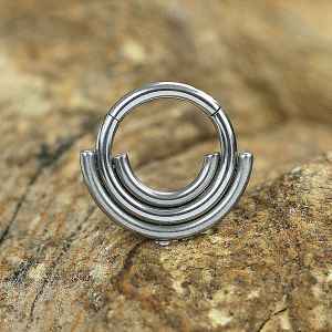 Lined Clicker Ring - M19