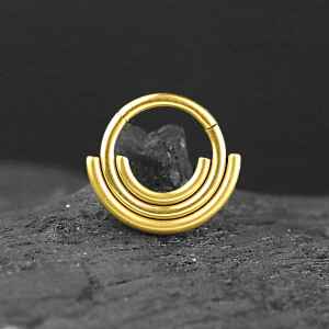 Lined Clicker Ring - F19